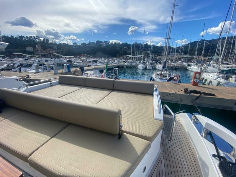 2016 Azimut 77S