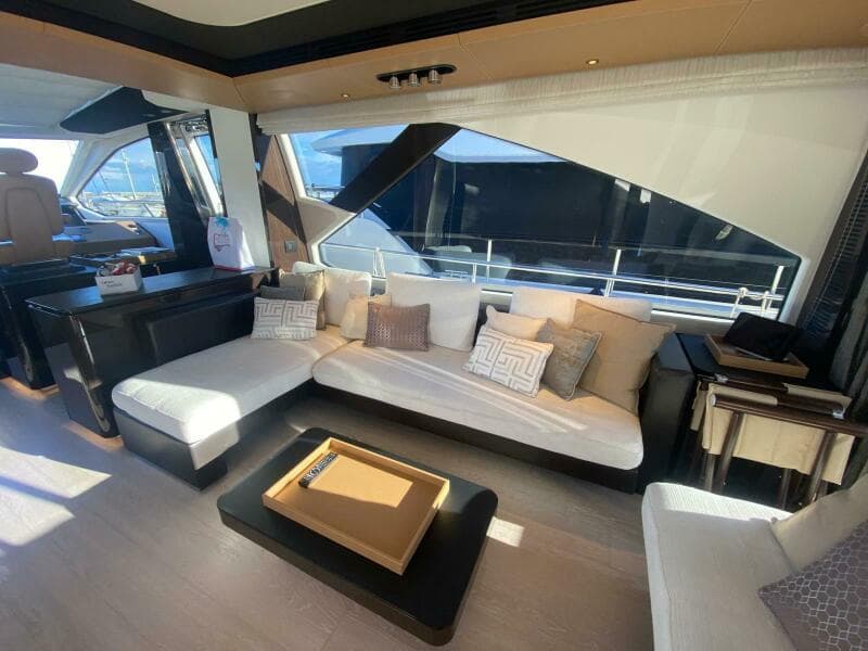 2016 Azimut 77S