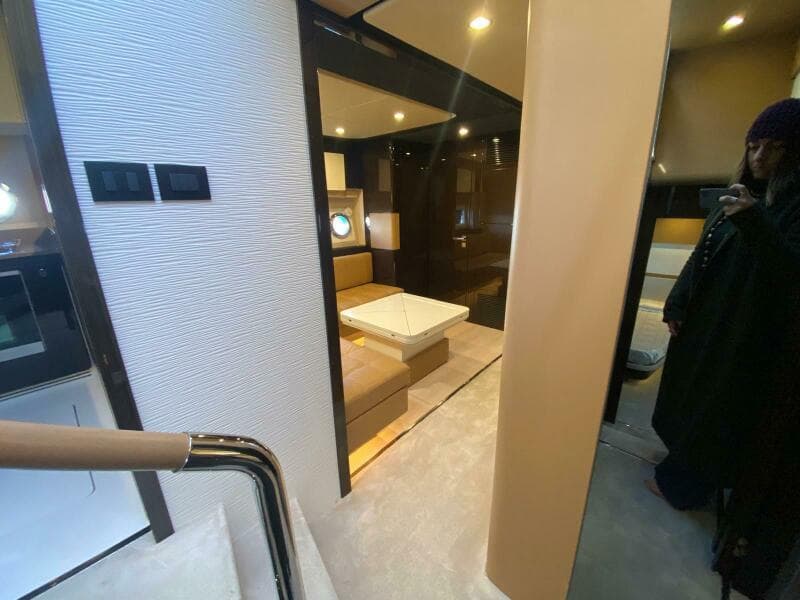 2016 Azimut 77S