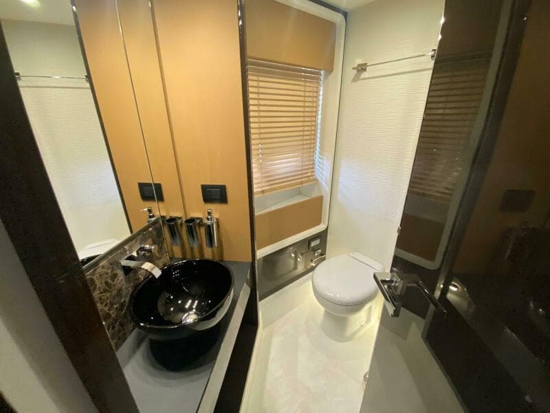 2016 Azimut 77S