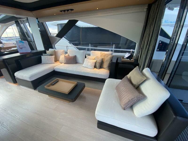 2016 Azimut 77S