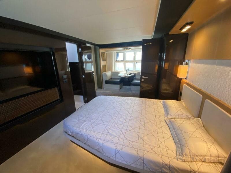 2016 Azimut 77S