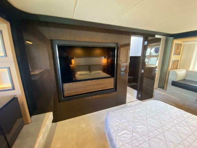 2016 Azimut 77S