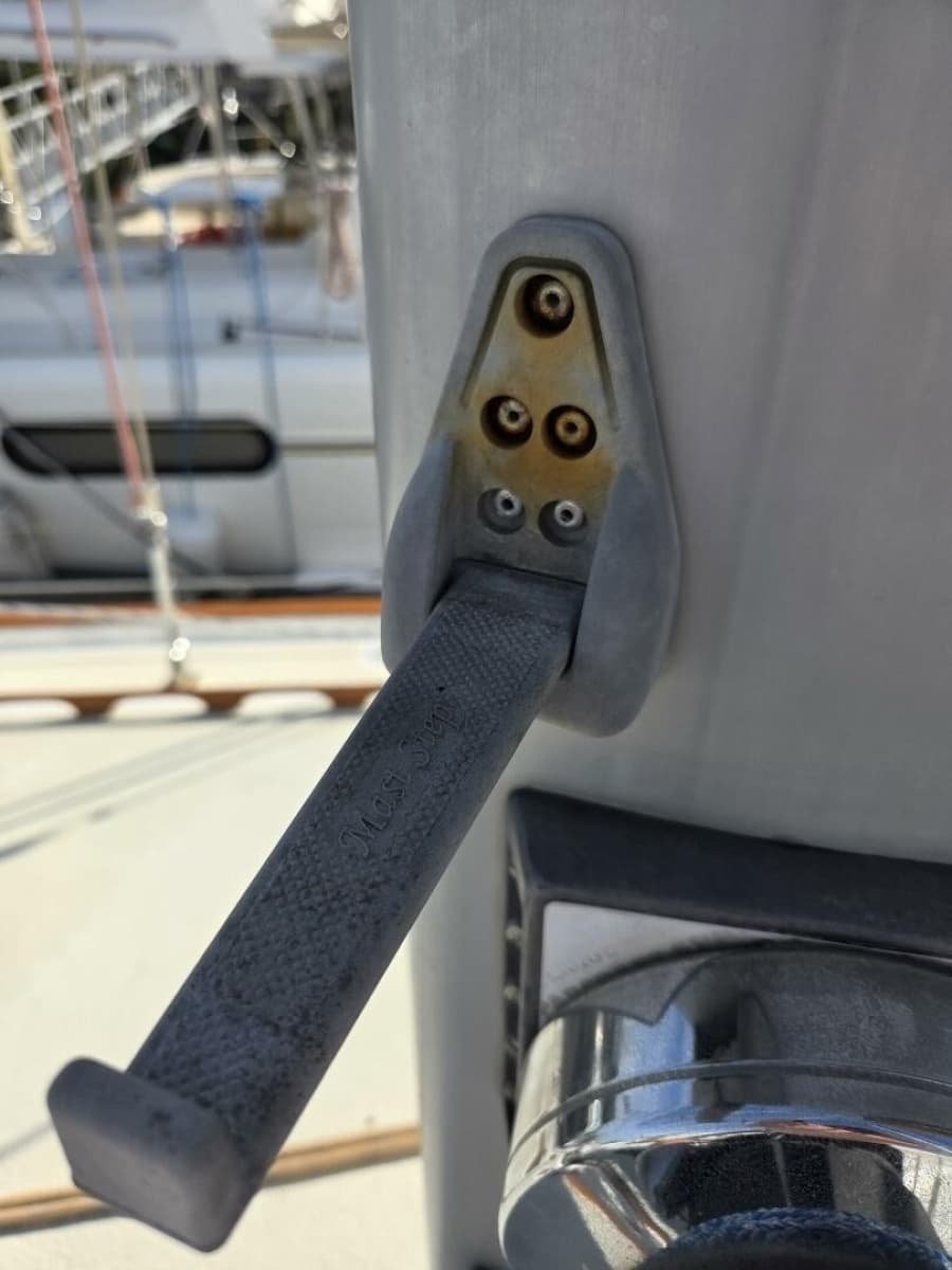1985 Endeavour 51