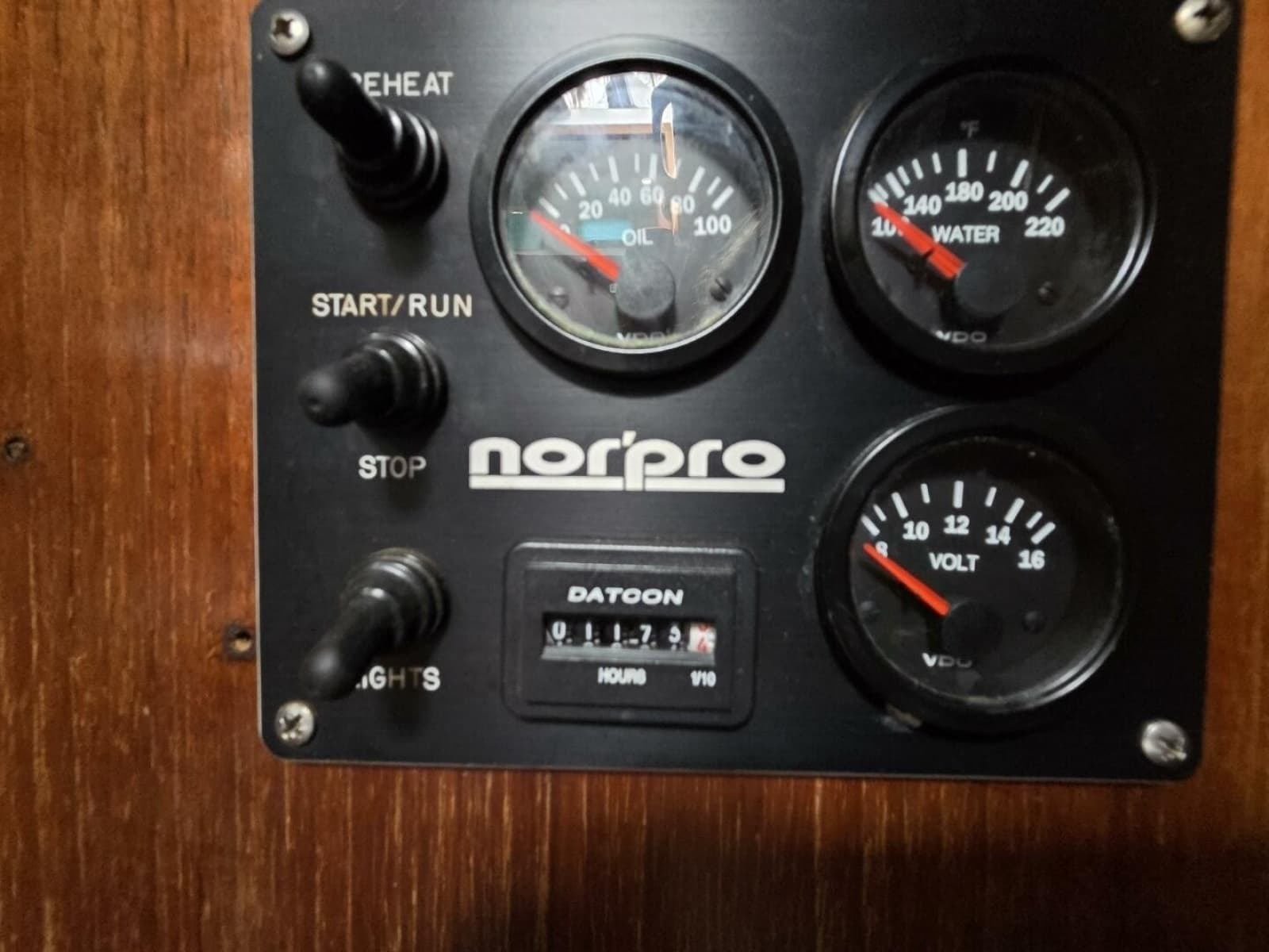 1985 Endeavour 51