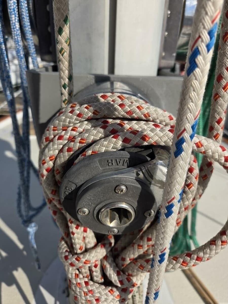 1985 Endeavour 51