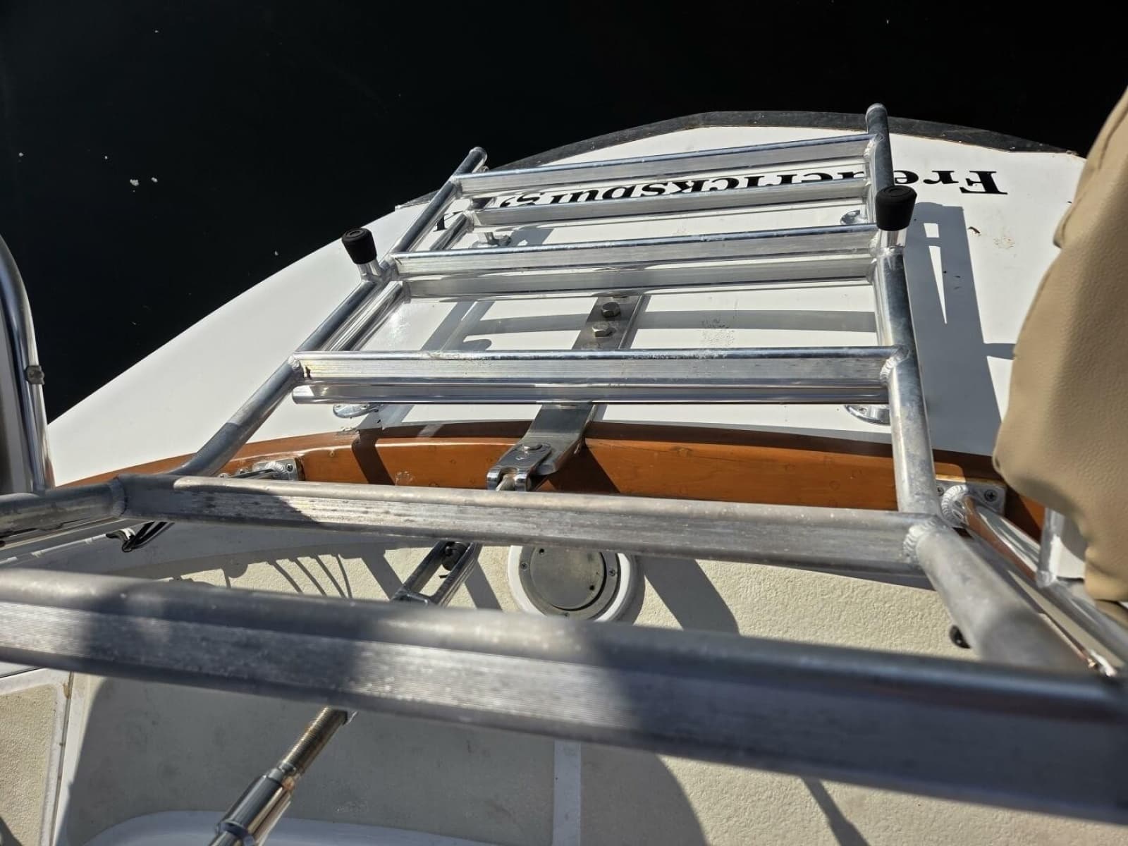 1985 Endeavour 51