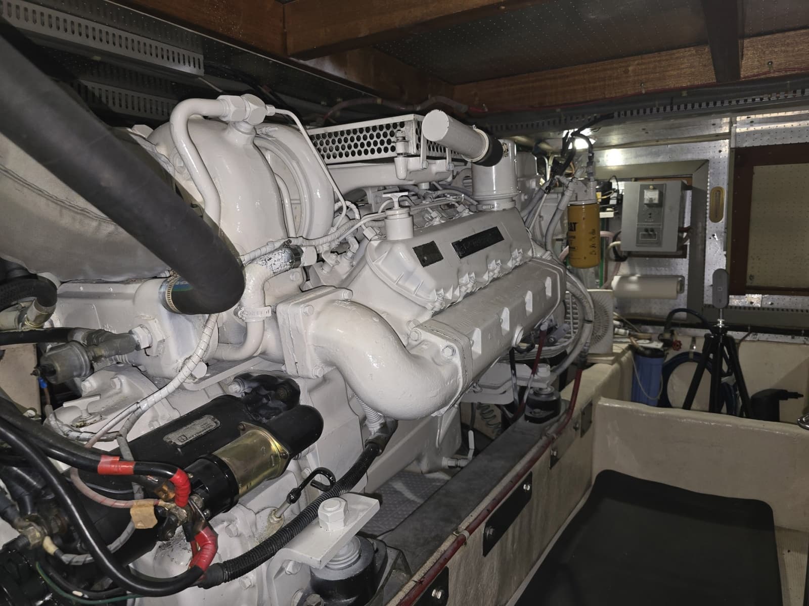 1989 Offshore Yachts 48 Sedan