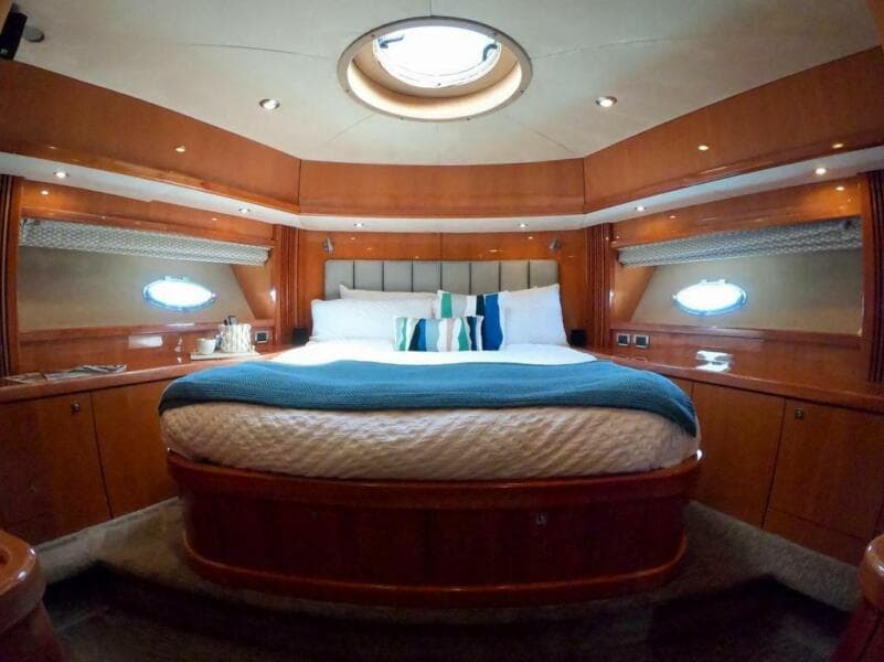 2006 Sunseeker Predator 82