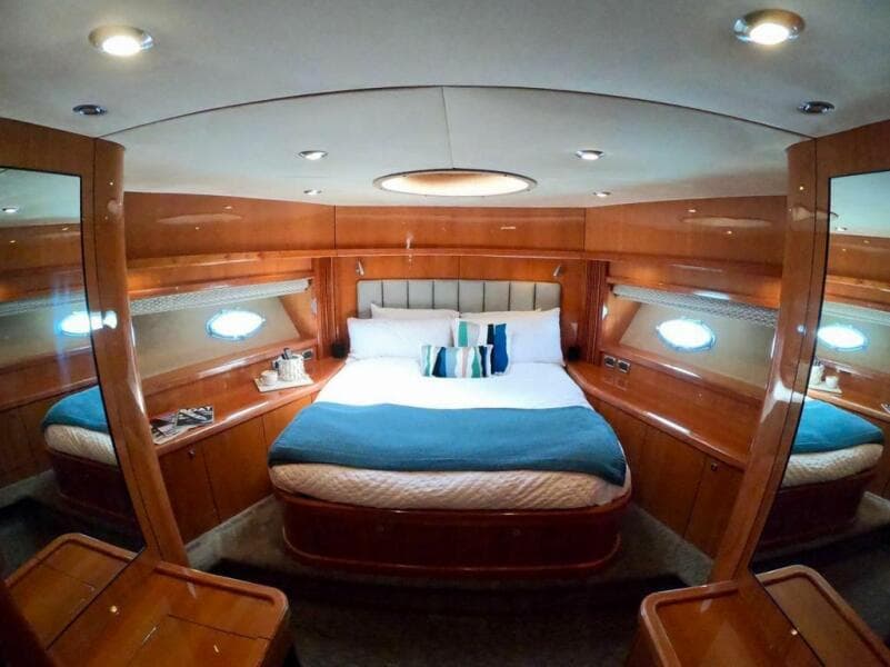 2006 Sunseeker Predator 82