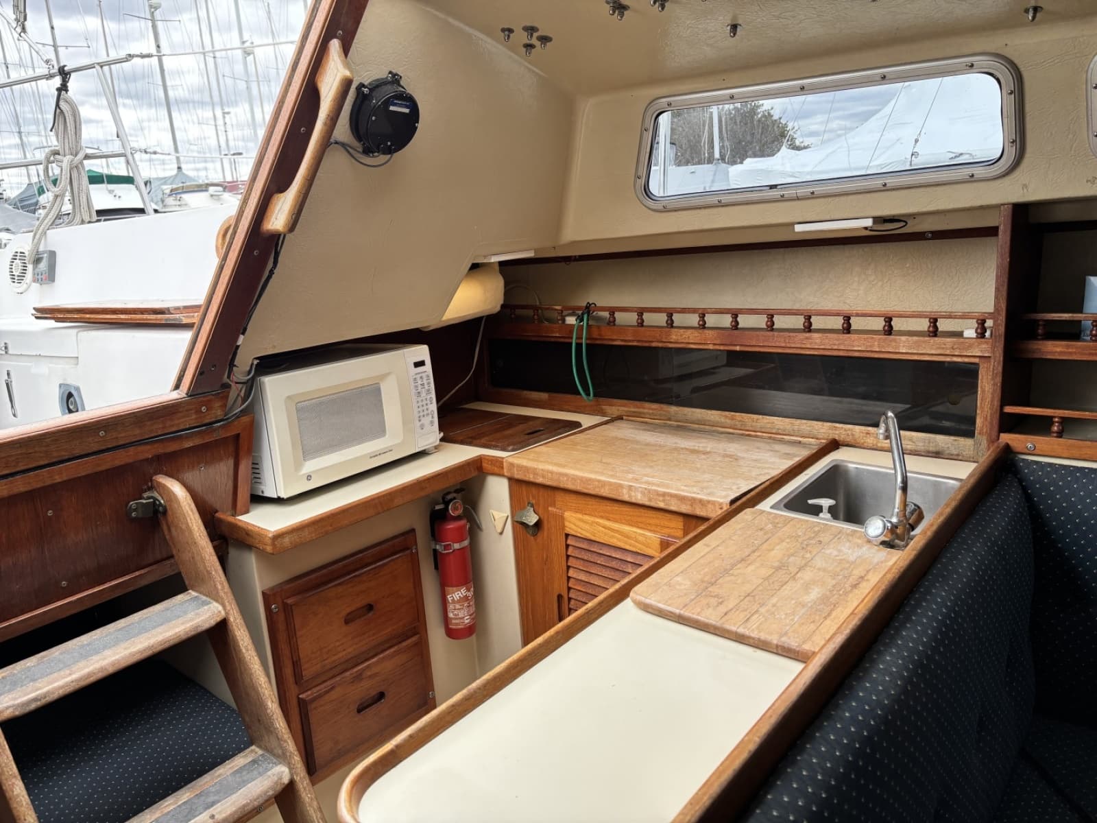 1981 Catalina 30