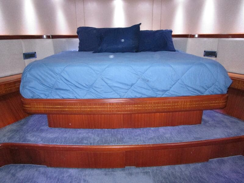 Master Cabin Looking Forward
