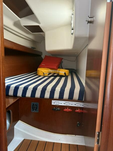 Starboard Aft Berth