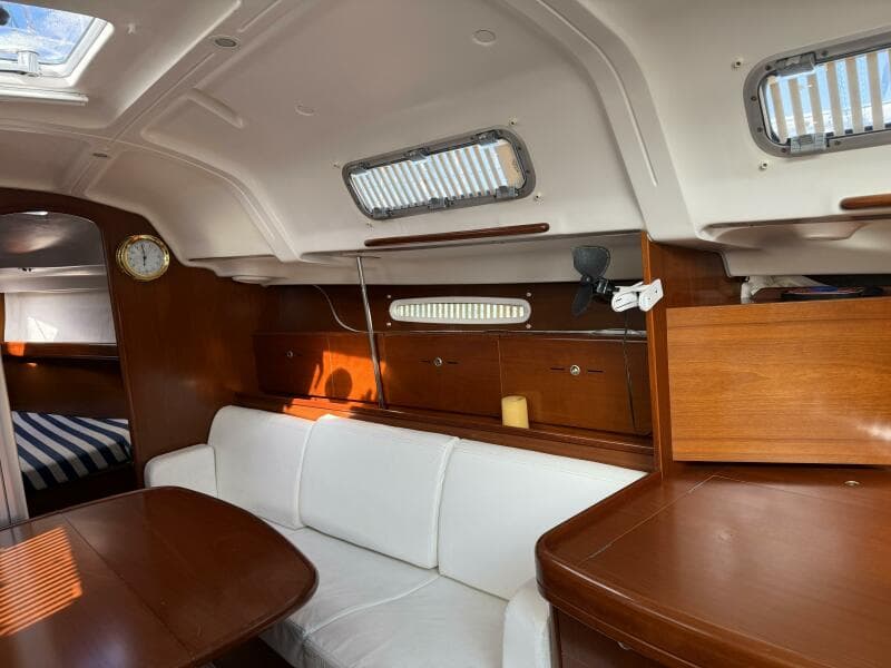 Starboard Settee