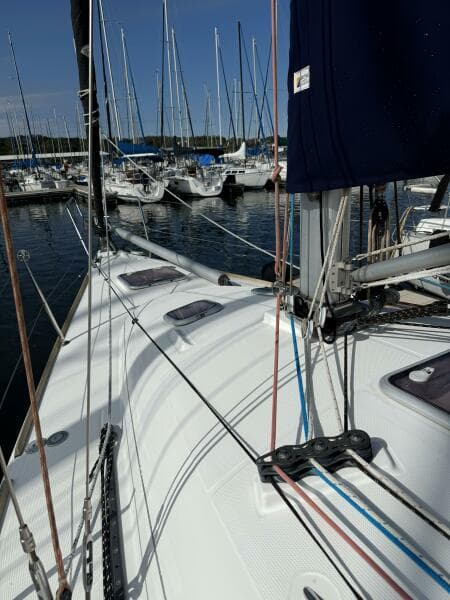 Port Side Cabin Top