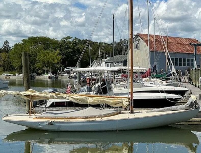 2014 Herreshoff Buzzard Bay 15