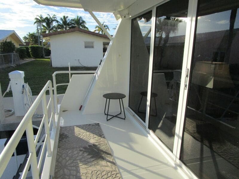 Aft Deck To Port