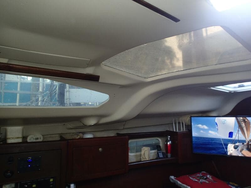 1997 Hunter 376
