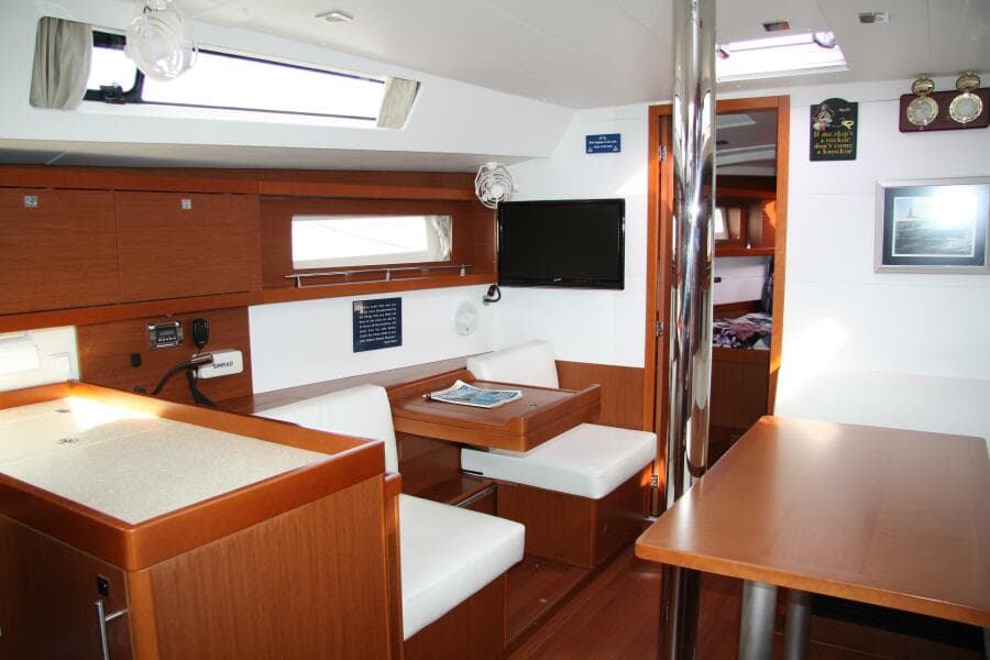 2013 Beneteau Oceanis 41