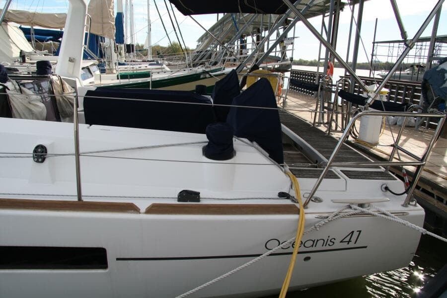 2013 Beneteau Oceanis 41