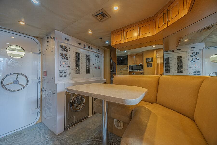 2011 Westport 112