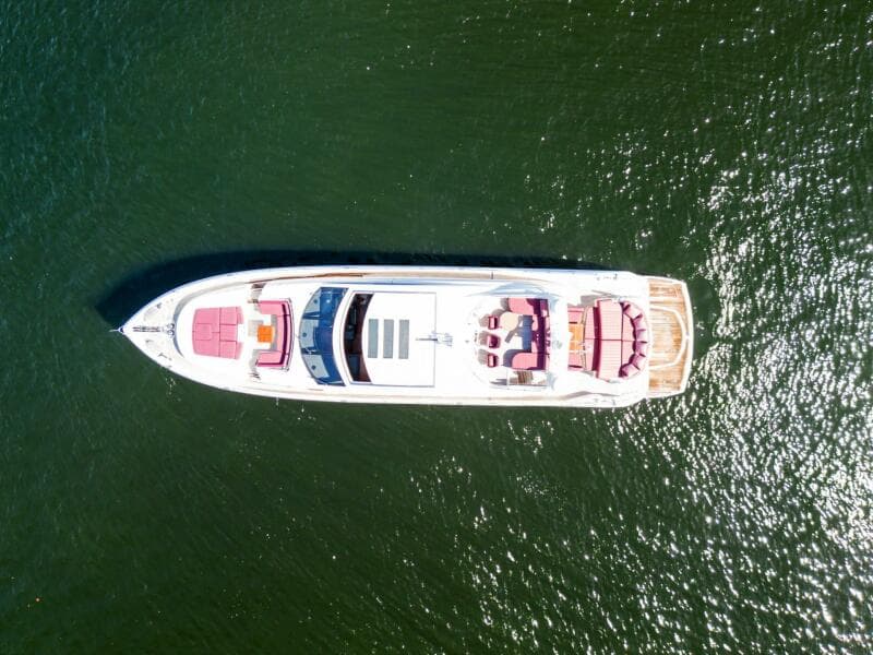 2013 Sunseeker Predator 84