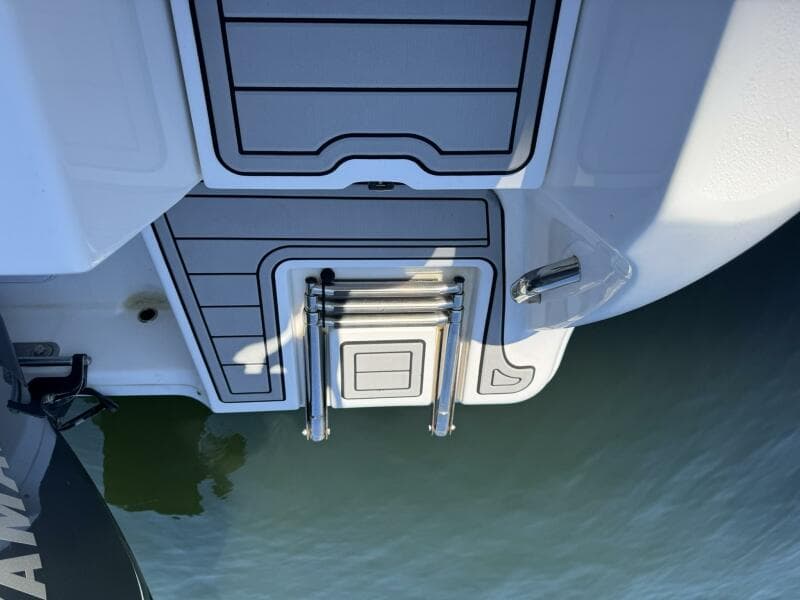 2022 Sea Fox 248 Commander