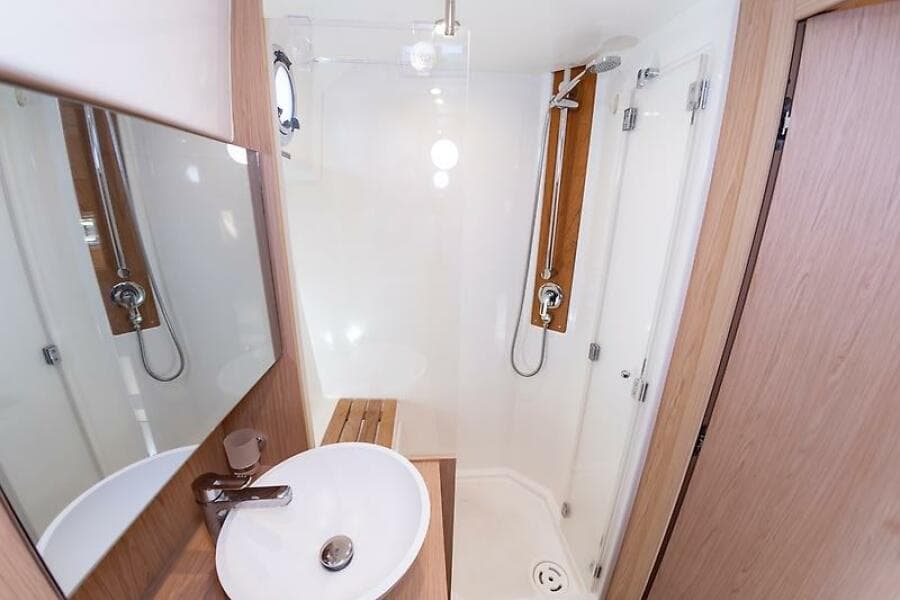 0005481760