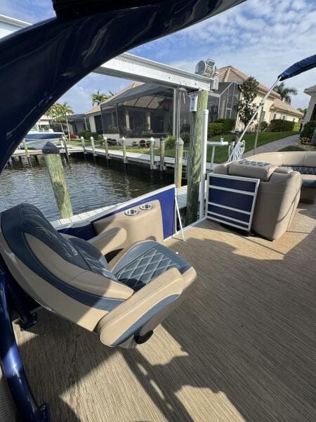 25' Bennington port boarding gate 2