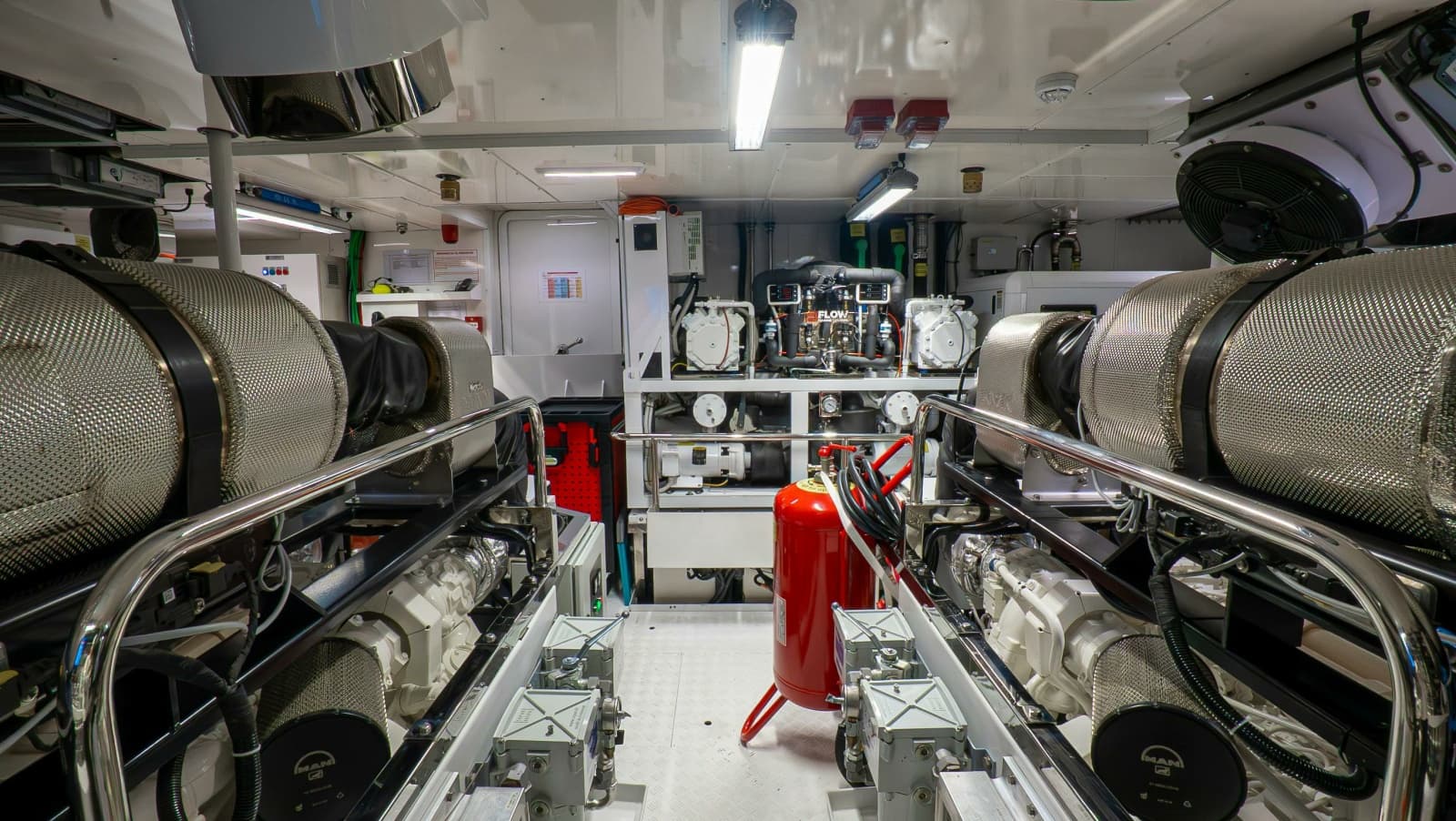 2025 Numarine Numarine 32XP