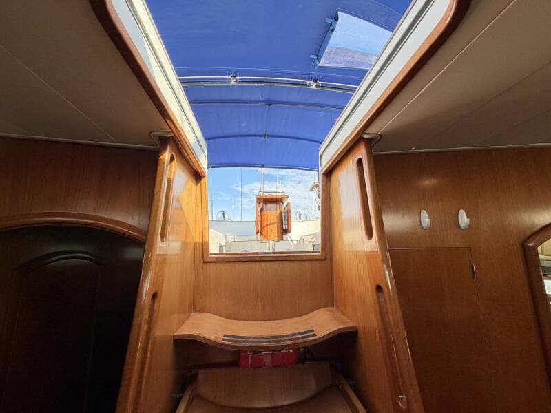2004 Beneteau 57 Center Cockpit