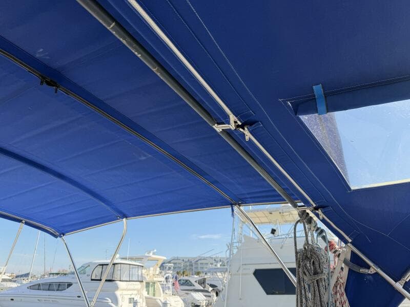 2004 Beneteau 57 Center Cockpit