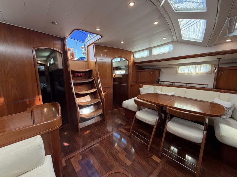2004 Beneteau 57 Center Cockpit