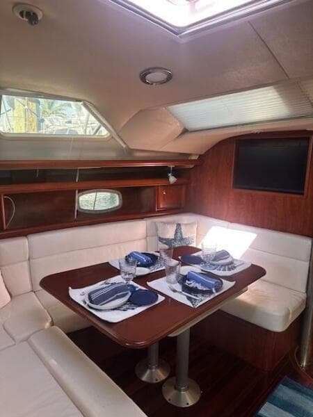 2011 Hunter 45DS
