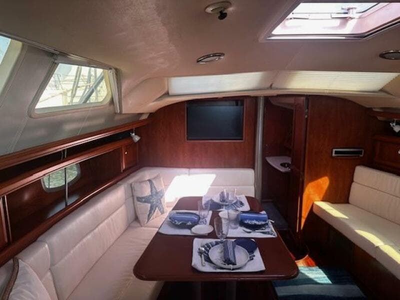2011 Hunter 45DS