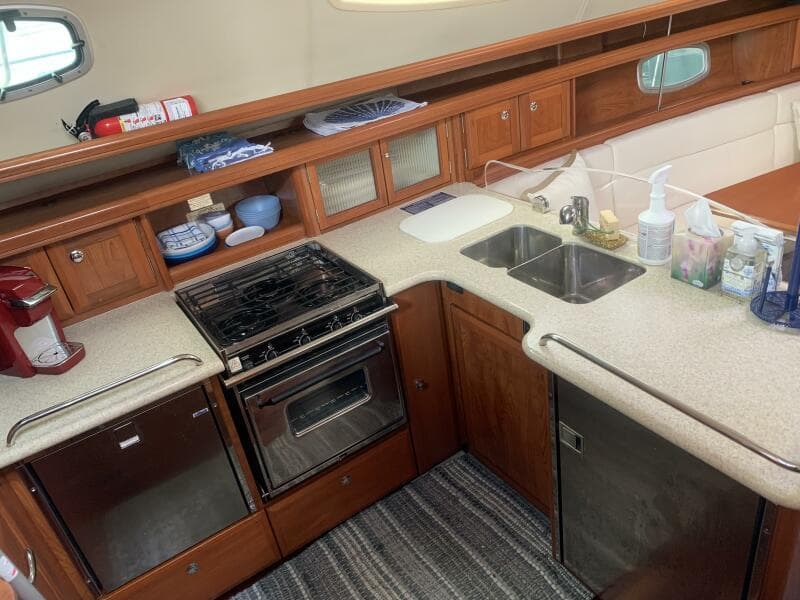 2011 Hunter 45DS