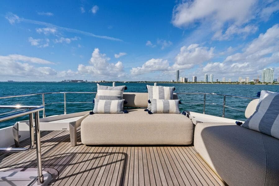 2024 Ferretti Yachts 720