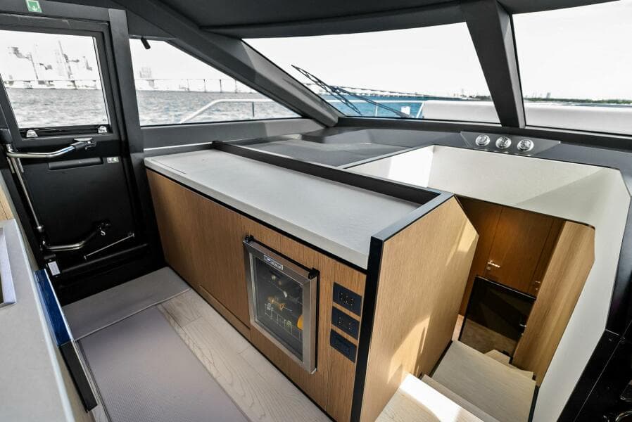 2024 Ferretti Yachts 720