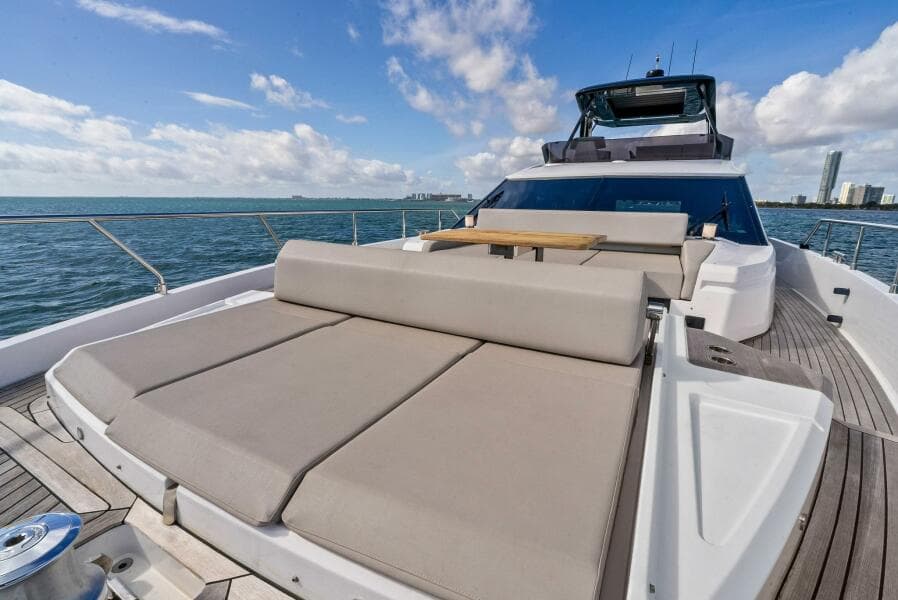 2024 Ferretti Yachts 720