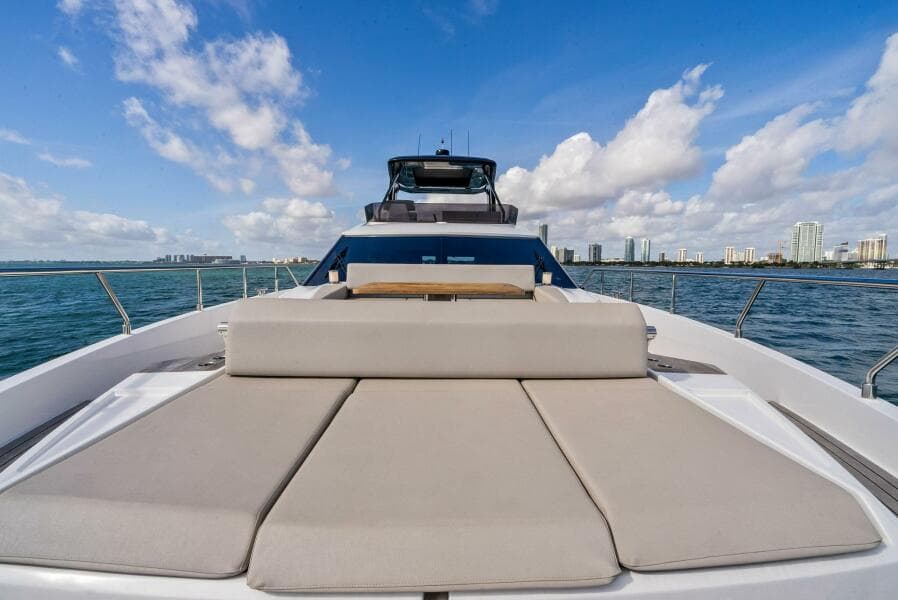 2024 Ferretti Yachts 720