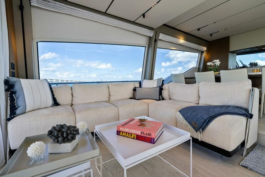 2024 Ferretti Yachts 720