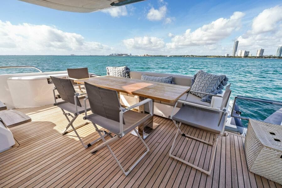 2024 Ferretti Yachts 720