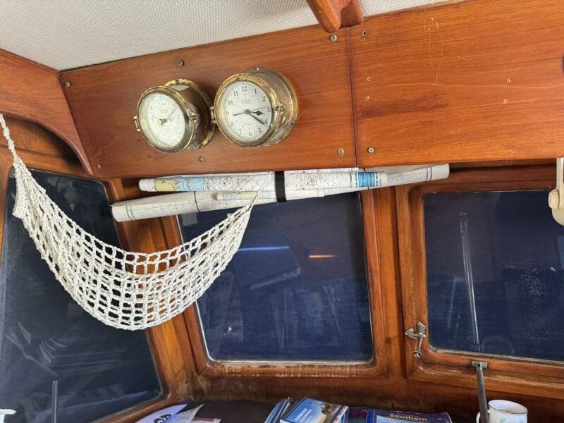 1986 Marine Trader 34 Double Cabin