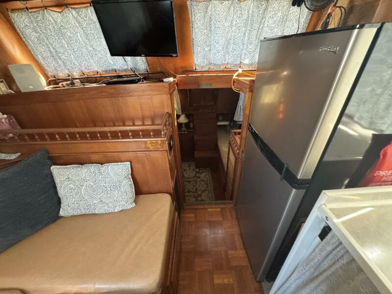 1986 Marine Trader 34 Double Cabin