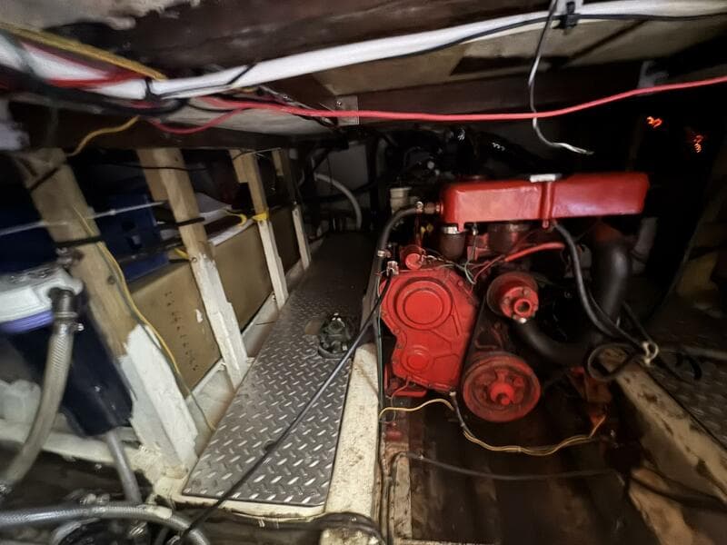 1986 Marine Trader 34 Double Cabin