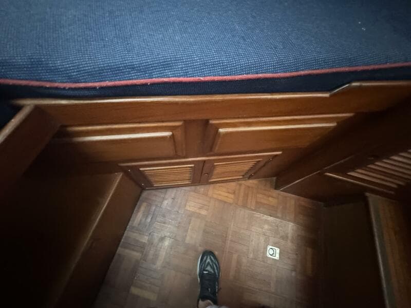 1986 Marine Trader 34 Double Cabin