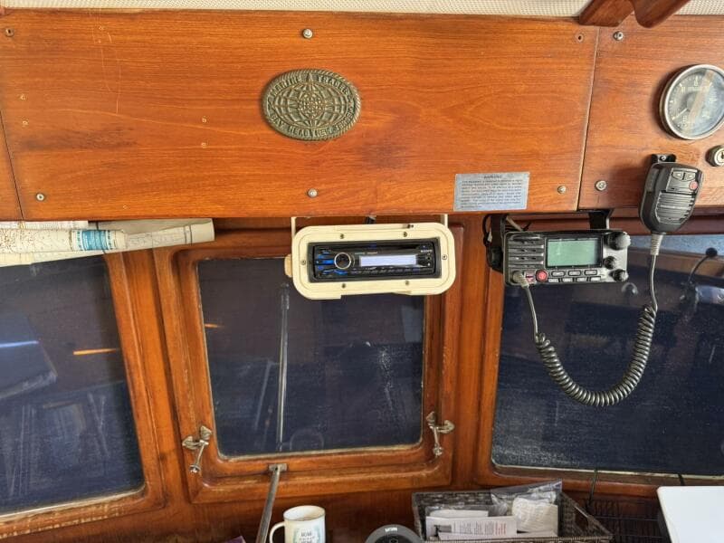 1986 Marine Trader 34 Double Cabin