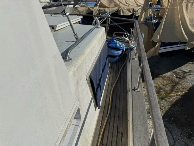 1986 Marine Trader 34 Double Cabin