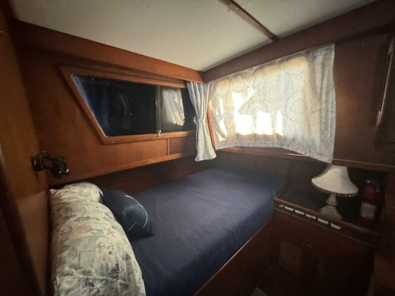 1986 Marine Trader 34 Double Cabin