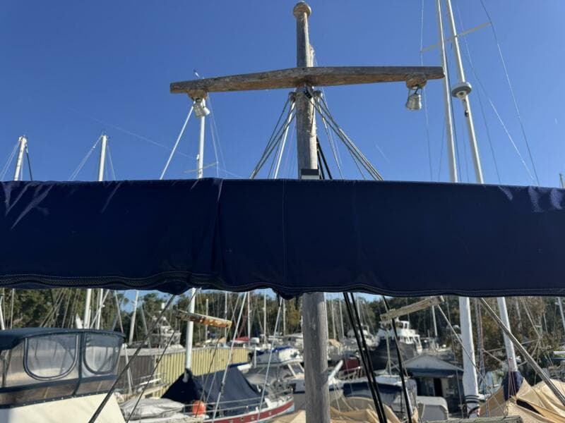1986 Marine Trader 34 Double Cabin